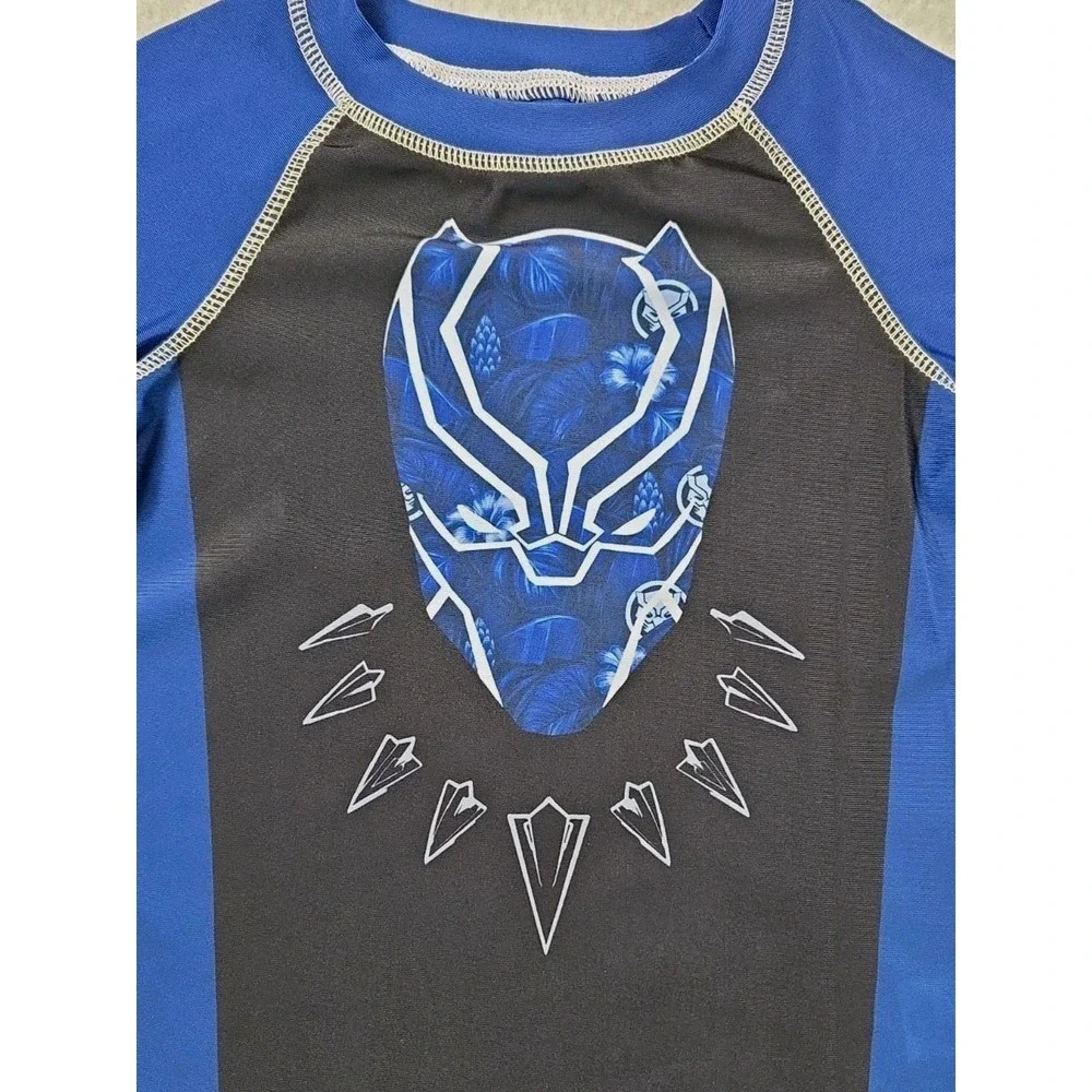 Avengers Bathing Suit Boys 2 pc Swim Set Size Small Rash Guard Top‎ Trunks NWT